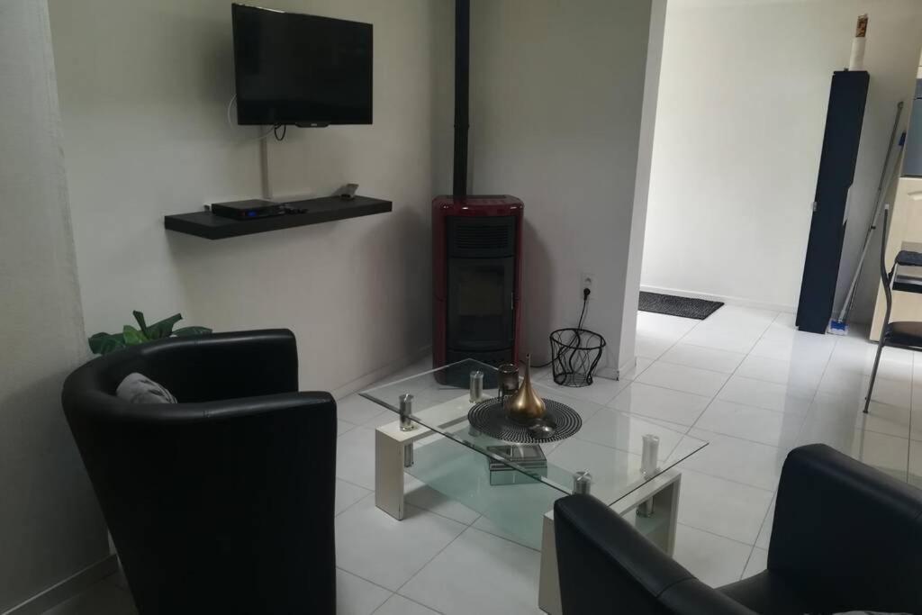 Appartement Neuf A Boussu - Pres De La France - Sejour Detente المظهر الخارجي الصورة